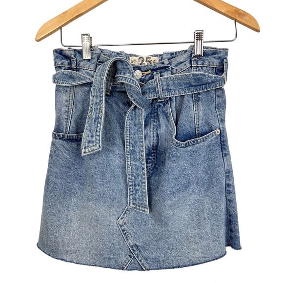 Free People East of Eden Medium Wash Denim Belted Mini Skirt US 25 EUC - Picture 3 of 9